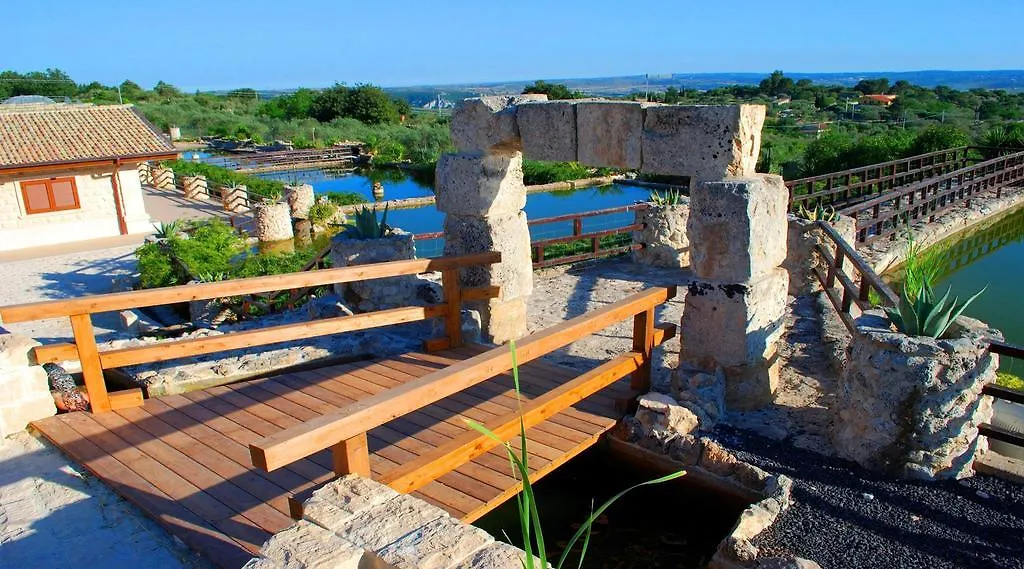 Alloggio per agriturismo Villaggio Agrituristico Campanio Ferla